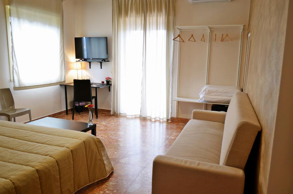 Bed & Breakfast Fontanarossa Airport -Private Parking- CTA Exterior foto